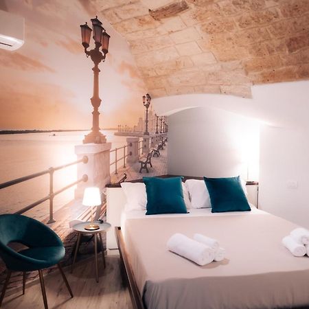 Timeless Apulian Luxury Suite Барі Екстер'єр фото