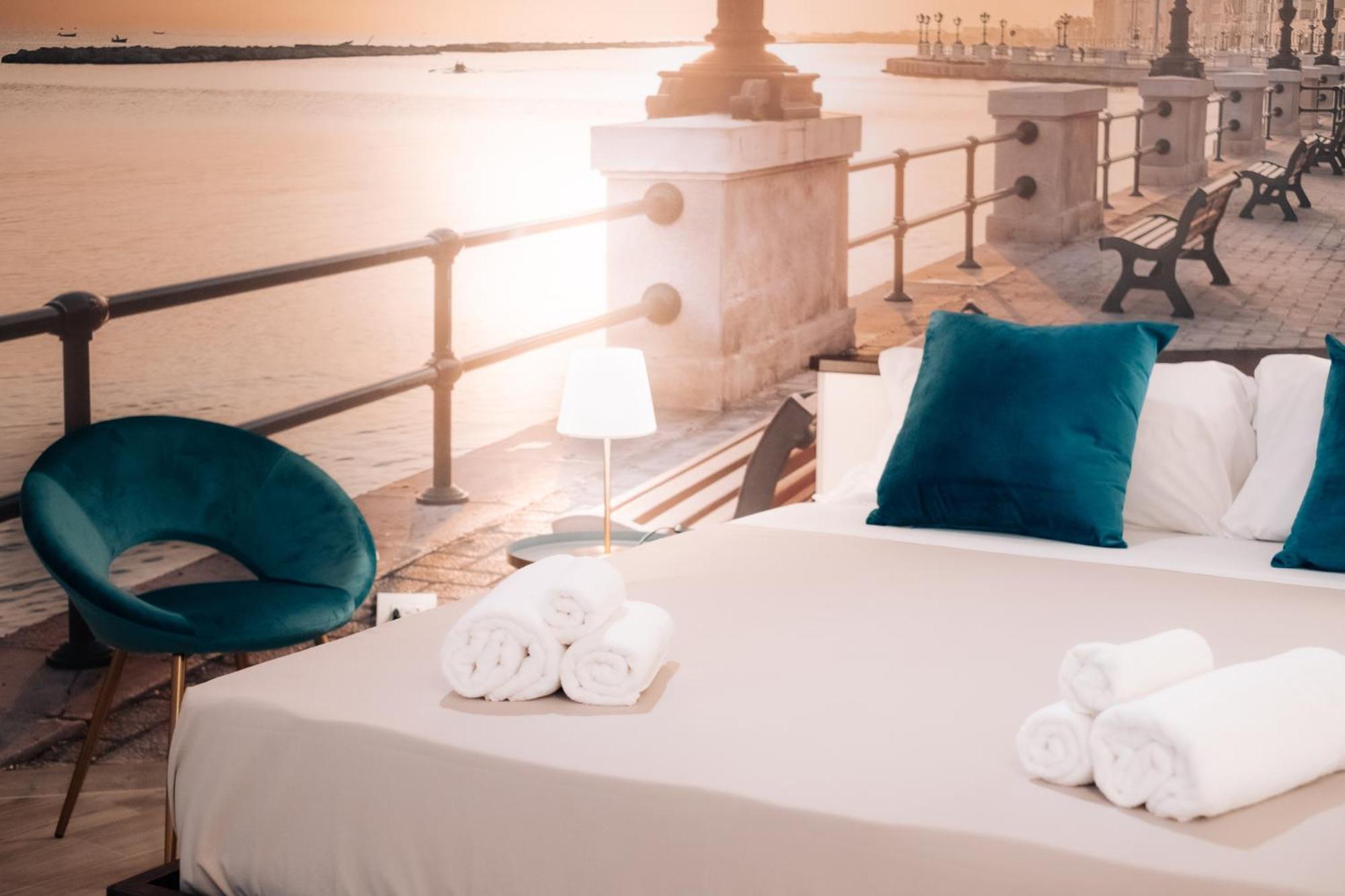 Timeless Apulian Luxury Suite Барі Екстер'єр фото
