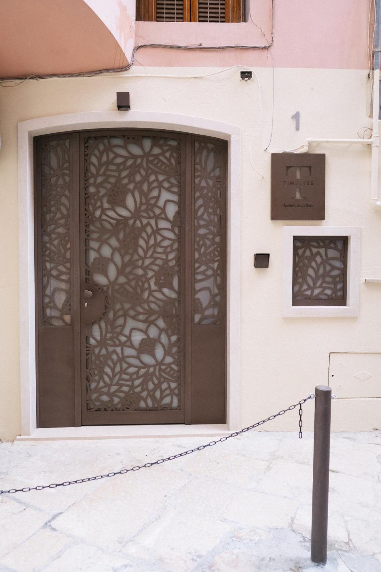 Timeless Apulian Luxury Suite Барі Екстер'єр фото